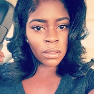 Meet your Posher, Jasmine